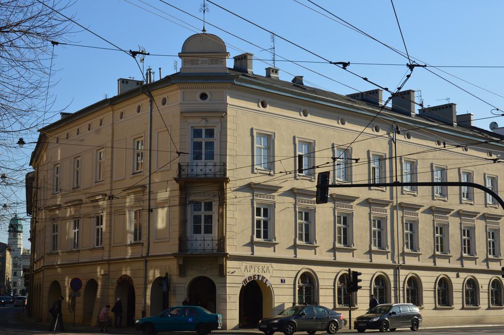 B Movie Guest Rooms Cracovia Exterior foto